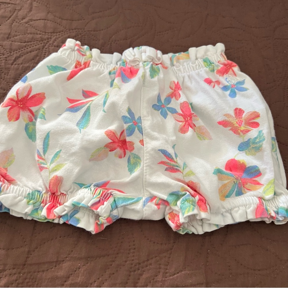GAP White and Pink Floral Bubble Shorts